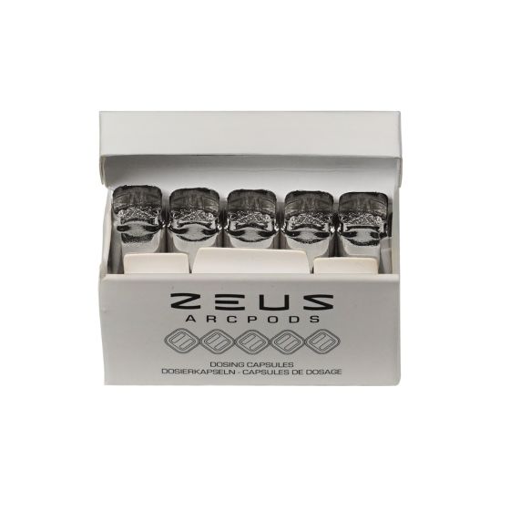 Der Zeus WaxPods-Behälter zeigt eine Reihe silberner, zylindrischer Kapseln, auf denen das „Zeus Arc”-Logo drauf ist.